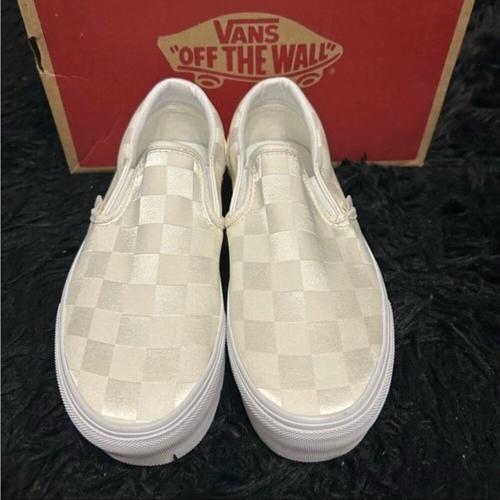 VANS checkerboard cream satin platform slip on shoes sneakers women's 9 new - Picture 6 of 7